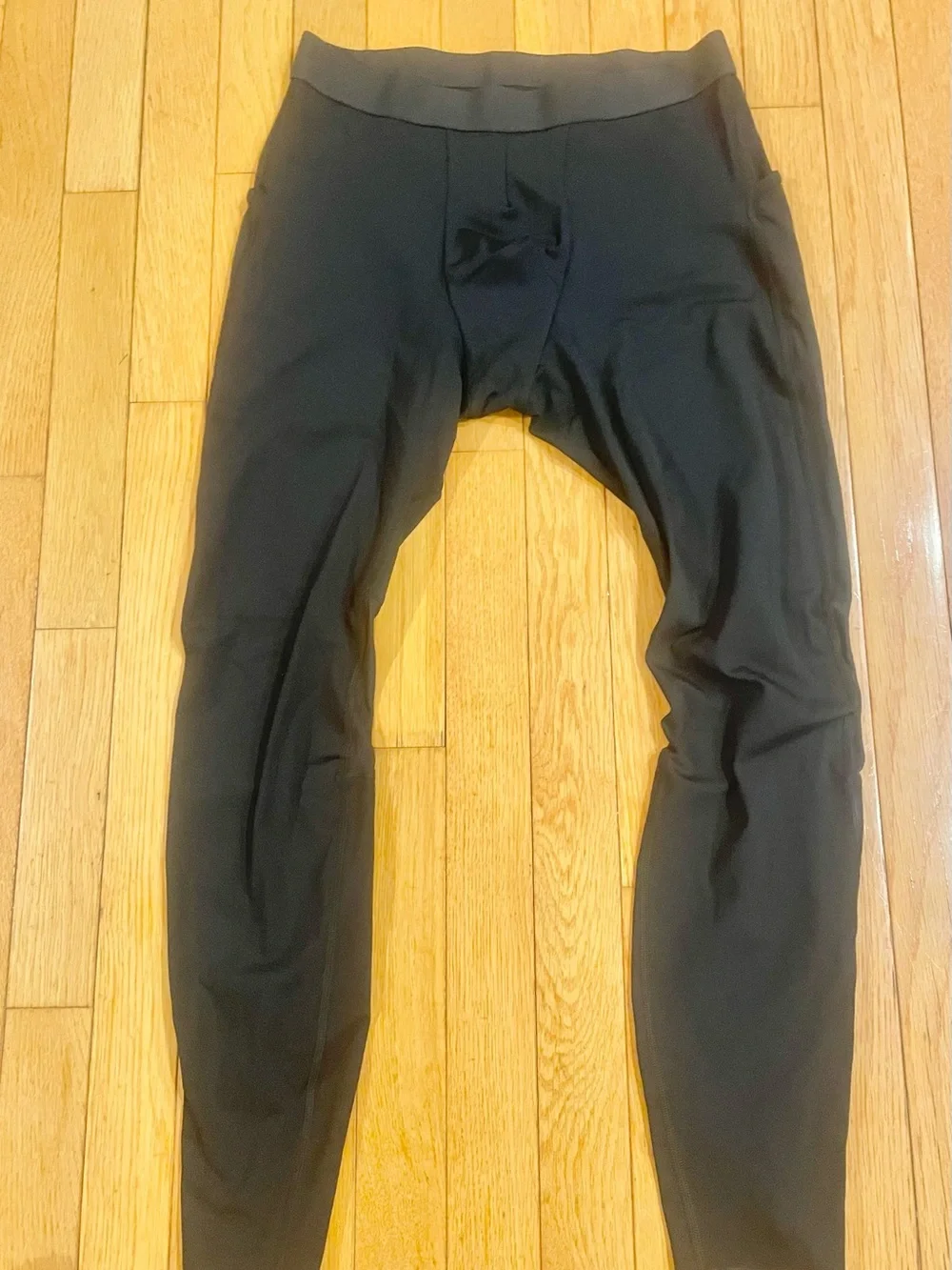 NWOT -Lululemon Men’s Surge Light 3/4 Tight 25’´ Black Reflective Accent Size L - Picture 4 of 14